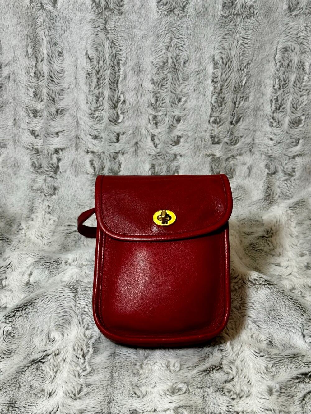 Vintage Coach Small Sidepack 9978 Red Leather Belt Bag Crossbody USA